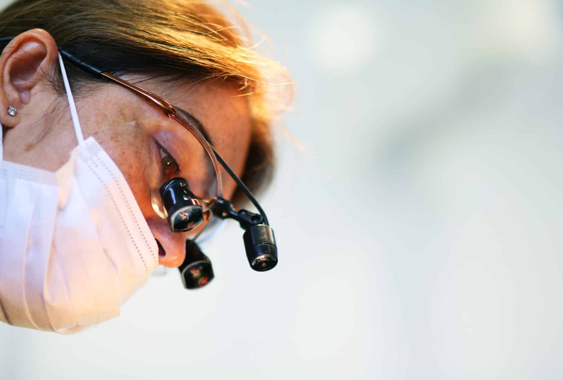 Chirurgiens-dentistes : le nouveau visage de la profession Chirurgiens-dentistes : le nouveau visage de la profession