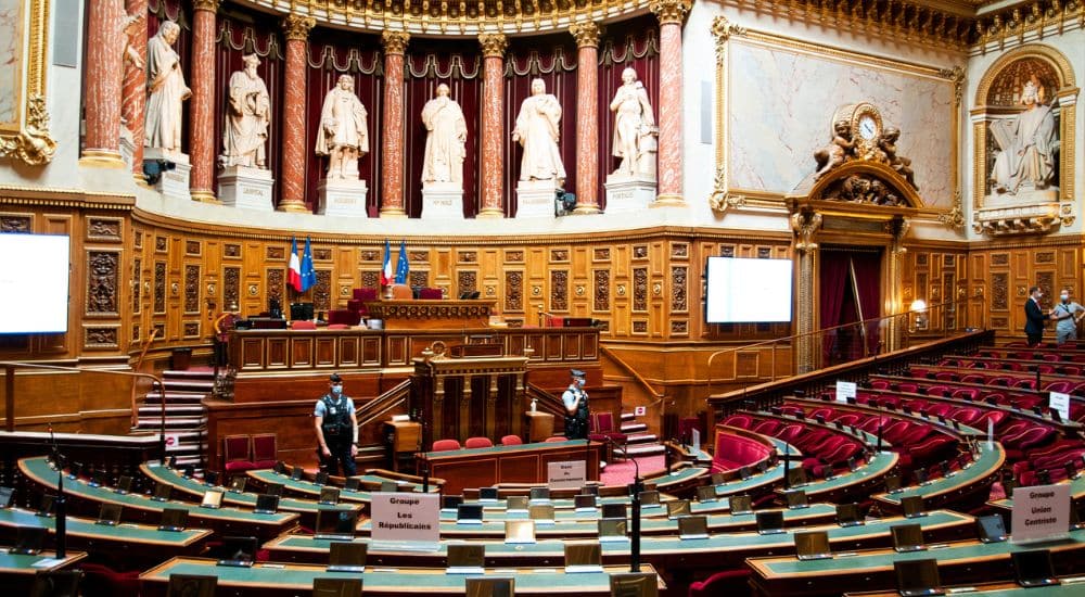 Centres dentaires : la proposition de loi pour les encadrer a été adoptée Centres dentaires : la proposition de loi pour les encadrer a été adoptée