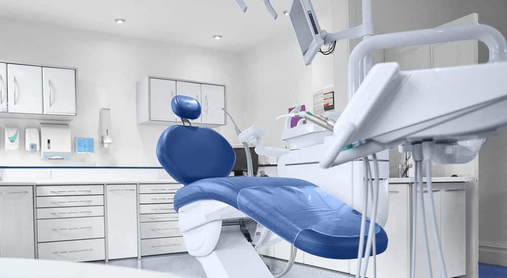 L’Assurance maladie déconventionne 13 centres de santé L’Assurance maladie déconventionne 13 centres de santé